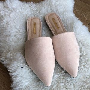 Lulu’s Nude Pointed Toe Flats